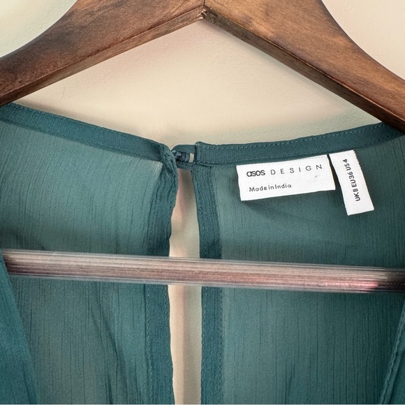 ASOS DESIGN BRIDESMAID LONG SLEEVE TOP WRAP WAIST DETAIL SIZE 4 FOREST GREEN - Picture 4 of 7